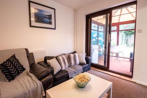 16princesstreet_stud