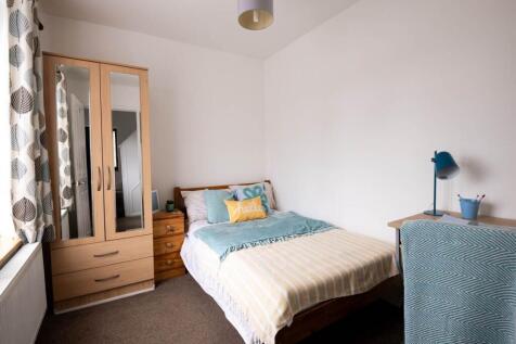 16princesstreet_stud