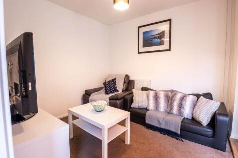 16princesstreet_stud