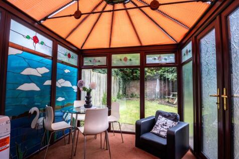 16princesstreet_stud