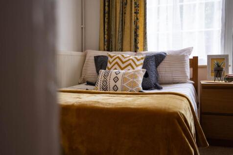 7_Brockenhurst_Close