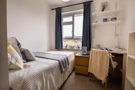 7_Brockenhurst_Close