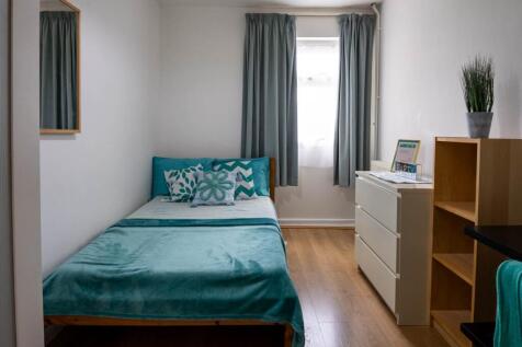 9O-Canterbury-Studen