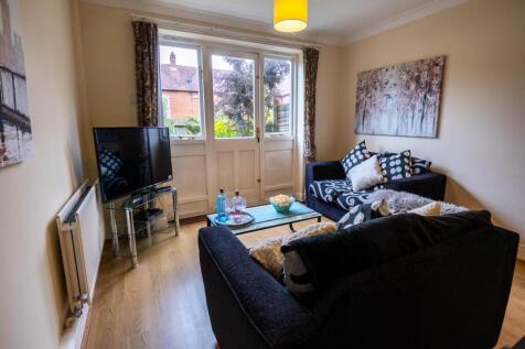 68_Station_Road_West