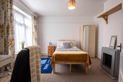 21crowngardens_stude