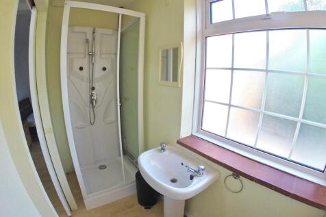 Bedroom 4 Ensuite (2