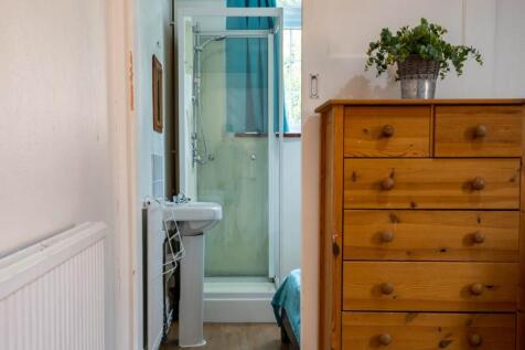 4_Downs_Road_Canterb