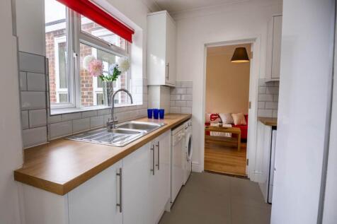 56_Hillside_Avenue_C