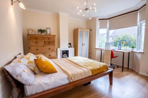 56_Hillside_Avenue_C