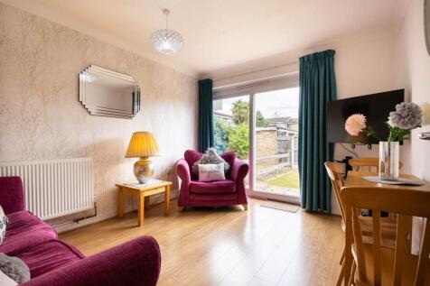 8_Ulcombe_Gardens_Ca