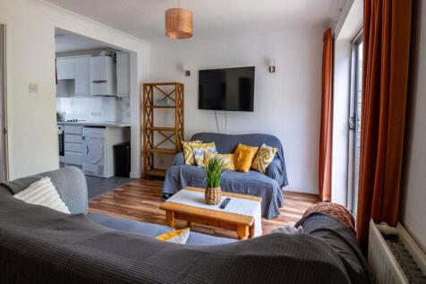 13RMC-Student-Accomm