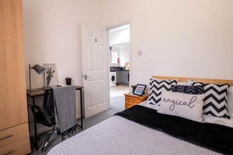 16Queensavenue_stude