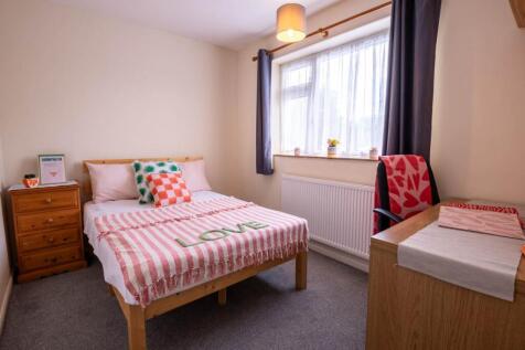 16Queensavenue_stude