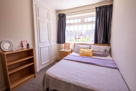 5Meadway_studentacco