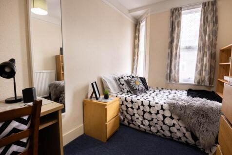 40_St_Martins_Road_C