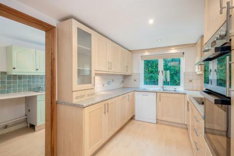12 Rectory Lane-5.jpg