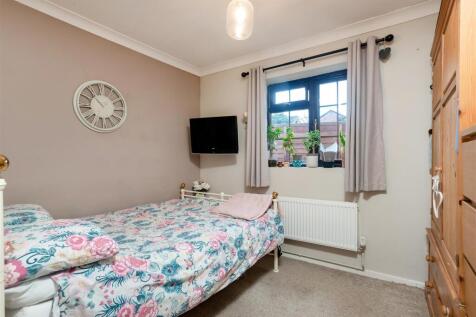 Bosley Close-8.jpg