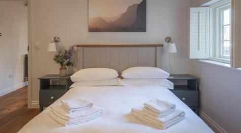 07_bedroom.jpg