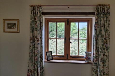 Bedroom 3 - Window.jpg