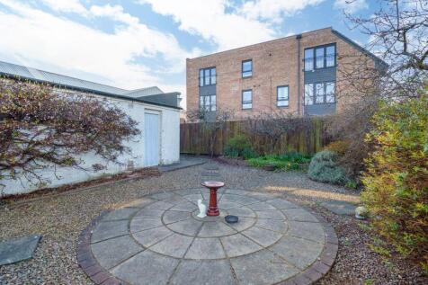 Property Image 32