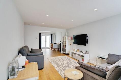 lounge 1