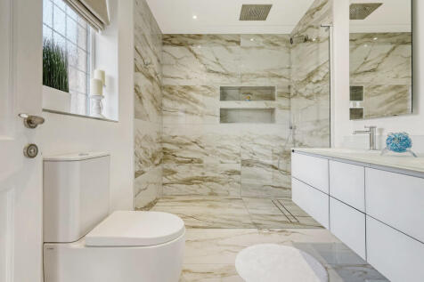 bed 1 ensuite