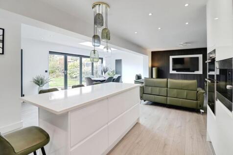 family room 2