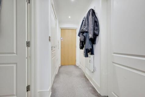 c1d063f3-4S6A3290...