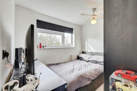 e9c881c5-4S6A3682...