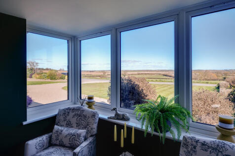 10 LOUNGE VIEW