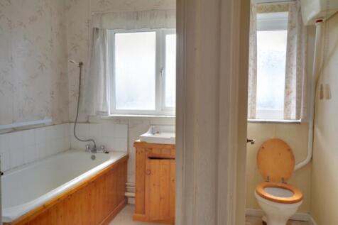 Bathroom &amp; W/C