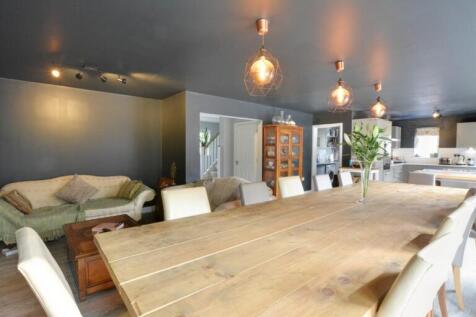 Lounge/Diner/Kitchen