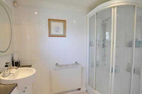 Bathroom &amp; Shower
