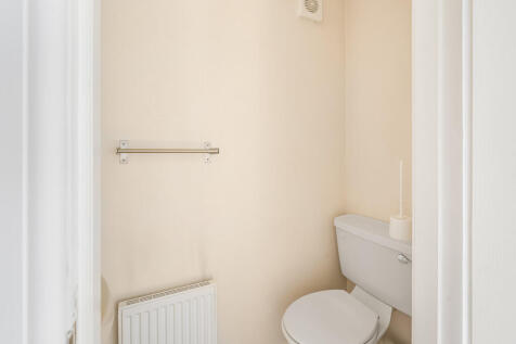 8 Glenisla Court,...