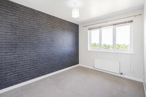 8 Glenisla Court,...