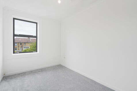 3 Cedar Street, G...