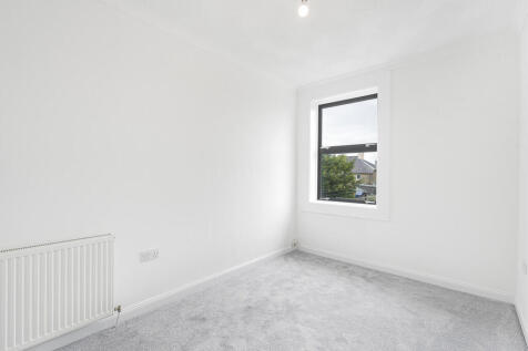 3 Cedar Street, G...