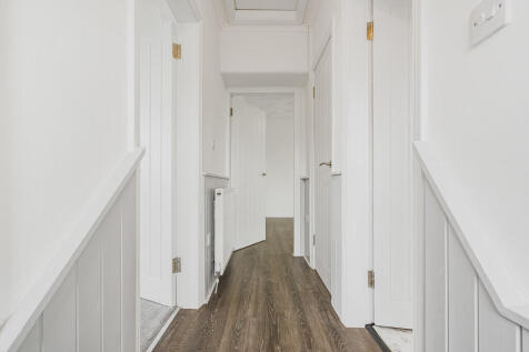 3 Cedar Street, G...
