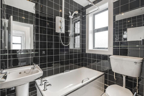 3 Cedar Street, G...