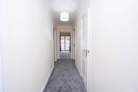 128 Whiteside Cou...