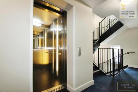 Communal Lift