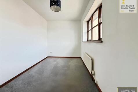 Front Bedroom