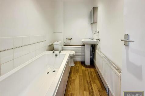 Ground Floor Bathroom