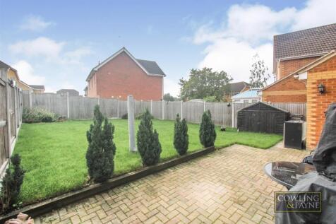Rear Patio &amp; Garden