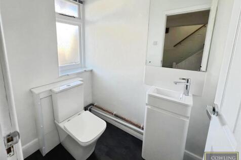 Ground Floor Cloak Room