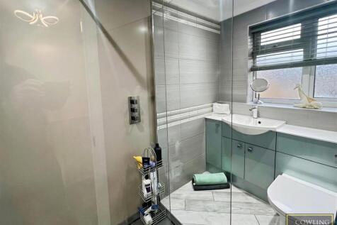 First Floor Shower Room