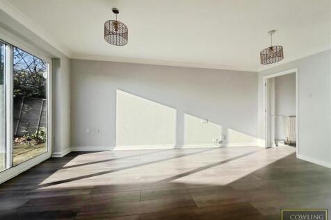 Living Room / Dining Room