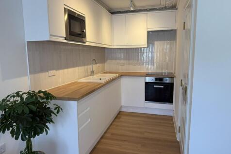 F2 9Lim kitchen