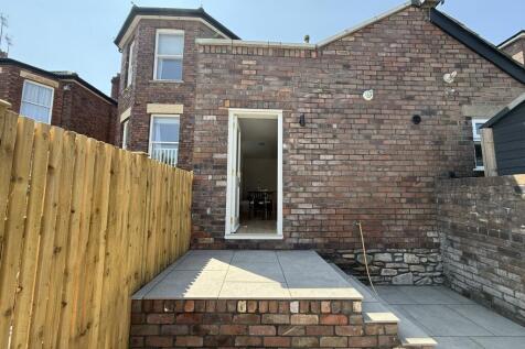 F6 PATIO