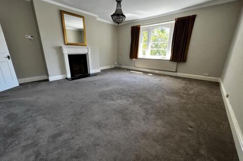 Living room (3)